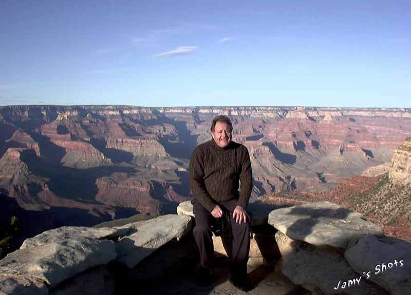 Votre accompagnateur à Grand Canyon le 11 Mars 2003.