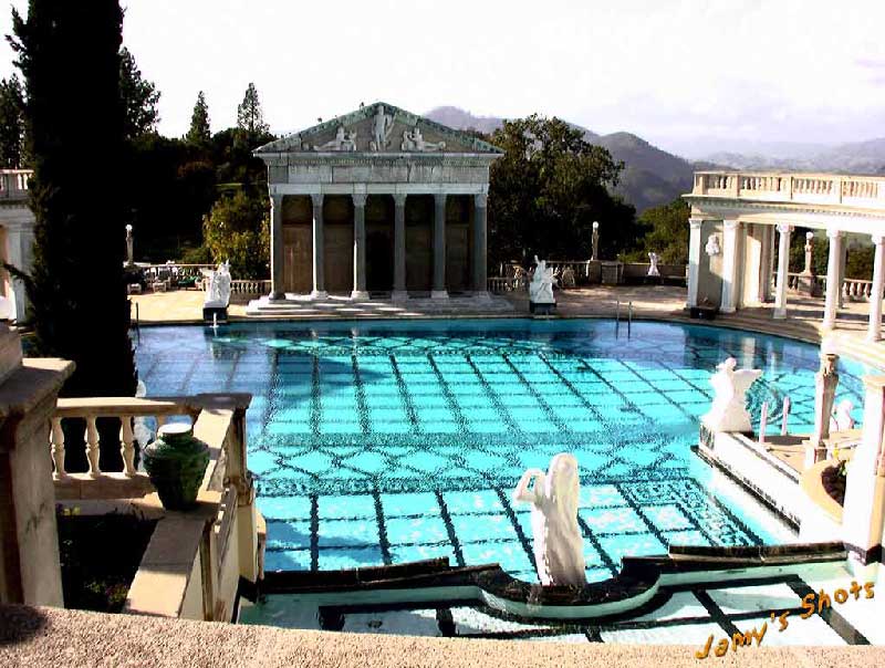 Vue de la piscine, de la terrasse