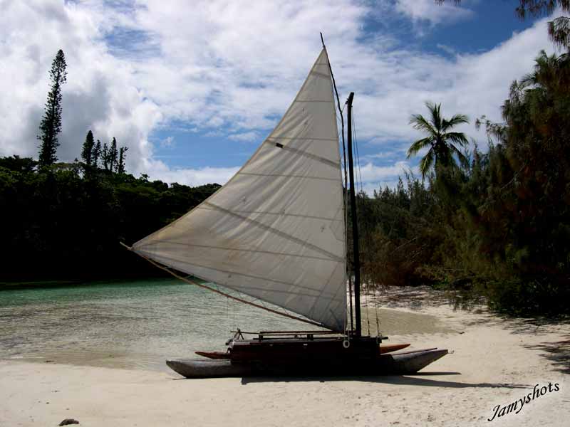 Pirogue a balancier de la baie d'Oro