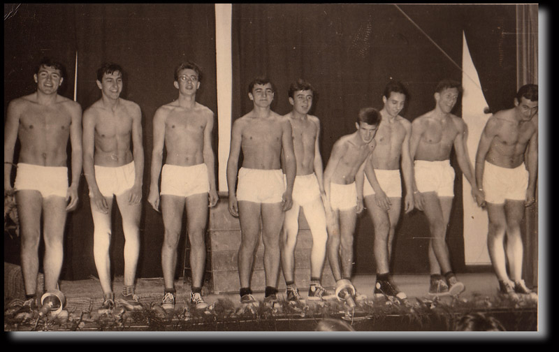 Les Voltigeurs dirig�s par Mr Claraz