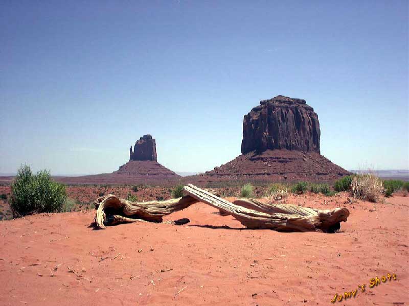 Monument Valley le 03 juin 2003