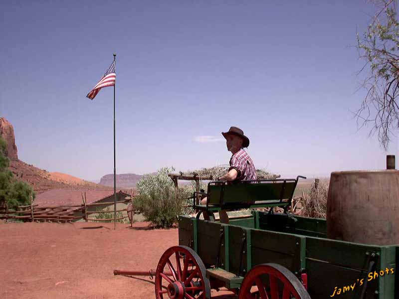 Michel Moisson, le cow Boy de l'Ouest à Monument Valley le 03 juin 2003.