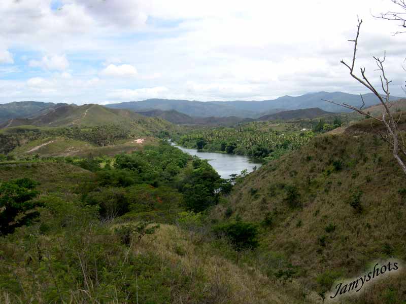 Le fleuve Diahot entre Koumac et Balade