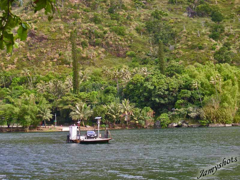 Passage du bac sur la Oua��me