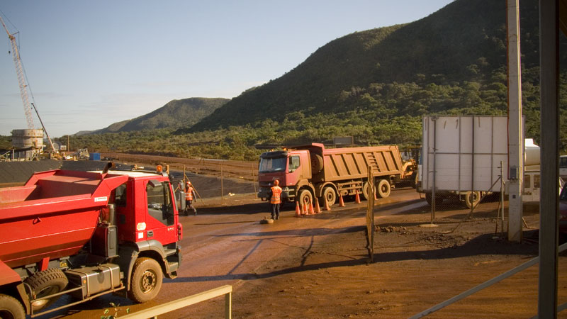 Entr�e du chantier de Goro Nickel