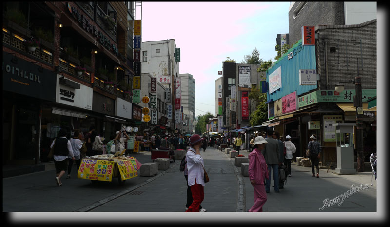 Rue touristique d'Insa Dong