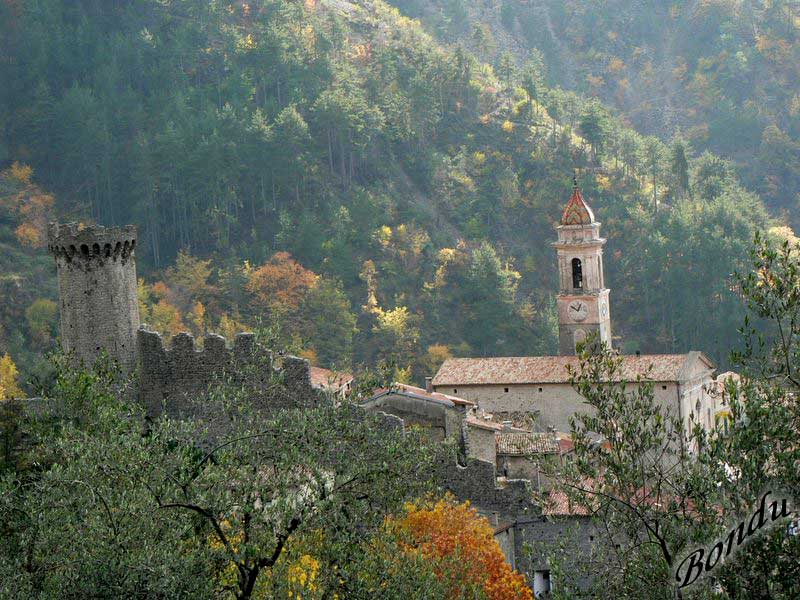 Sainte Marguerite dans un d�cor d'automne