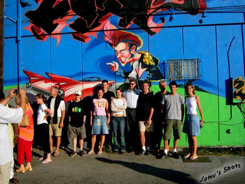 Victor à Venice bien entouré.